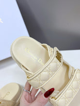 Load image into Gallery viewer, Act Sandals