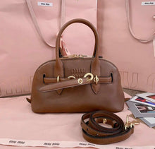 Load image into Gallery viewer, Aventure Mini Bag