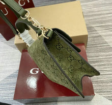 Load image into Gallery viewer, Dionysus Mini