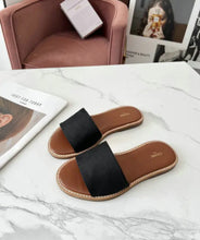 Load image into Gallery viewer, Leather Sandals