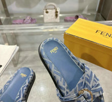 Load image into Gallery viewer, Feel Sandals