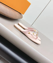Load image into Gallery viewer, Leather Sandals
