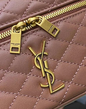 Load image into Gallery viewer, Mini Gabby