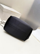 Load image into Gallery viewer, Bon Bon Bucket Bag