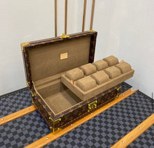 Load image into Gallery viewer, 8 Watch Case