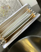 Load image into Gallery viewer, Zippy Wallet