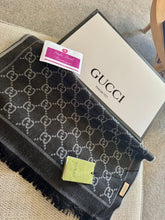 Load image into Gallery viewer, GG Shawl