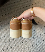 Load image into Gallery viewer, Platform Trainers