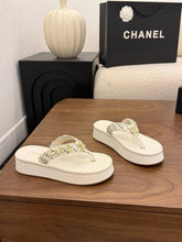 Load image into Gallery viewer, CC Sandals