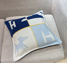 Load image into Gallery viewer, Blanket Set