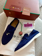 Load image into Gallery viewer, Suede Loafers