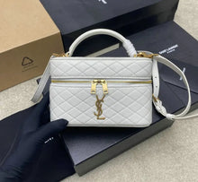 Load image into Gallery viewer, Mini Gabby