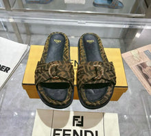 Load image into Gallery viewer, Feel Sandals