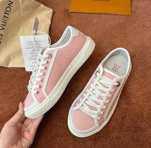 Load image into Gallery viewer, Logo Trainers