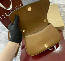 Load image into Gallery viewer, Blondie