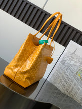 Load image into Gallery viewer, Bellechasse