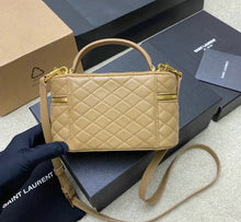 Load image into Gallery viewer, Mini Gabby