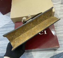 Load image into Gallery viewer, Dionysus Small