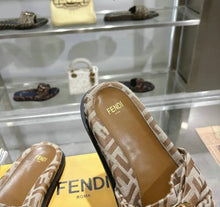 Load image into Gallery viewer, Feel Sandals