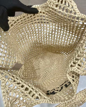 Load image into Gallery viewer, Crochet Tote