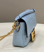 Load image into Gallery viewer, Baguette Mini