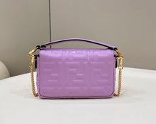 Load image into Gallery viewer, Baguette Mini