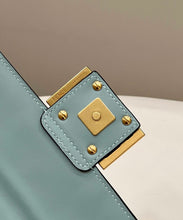 Load image into Gallery viewer, Baguette Mini