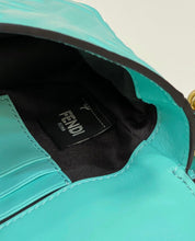 Load image into Gallery viewer, Baguette Mini