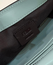 Load image into Gallery viewer, Baguette Mini