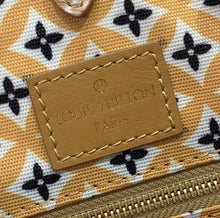 Load image into Gallery viewer, Onthego MM