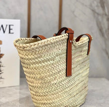 Load image into Gallery viewer, Teen Triomphe Basket