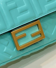 Load image into Gallery viewer, Baguette Mini