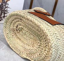 Load image into Gallery viewer, Teen Triomphe Basket