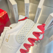 Load image into Gallery viewer, Loubishark