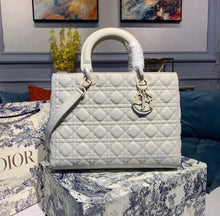 Load image into Gallery viewer, Lady Dior Ultra Matte