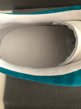 Load image into Gallery viewer, Oversized Sneaker Suede Ladies