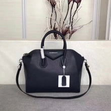 Load image into Gallery viewer, Antigona Grained Leather