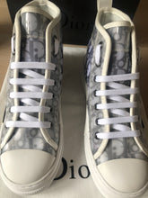 Load image into Gallery viewer, B23 Oblique High Tops