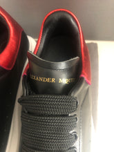 Load image into Gallery viewer, Oversized Sneaker Leather Ladies