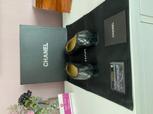 Load image into Gallery viewer, CC Quilted Pumps