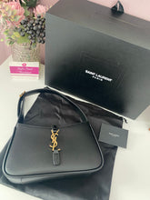 Load image into Gallery viewer, Hobo