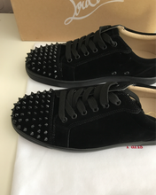 Load image into Gallery viewer, Louis Spikes Womens