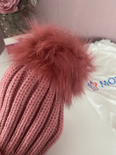 Load image into Gallery viewer, Fur Pom Hat