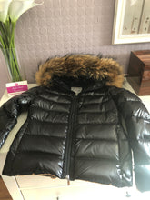 Load image into Gallery viewer, Fur Zip Coat