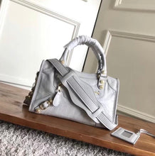 Load image into Gallery viewer, City Bag