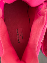 Load image into Gallery viewer, Triple S Clear Sole Colours