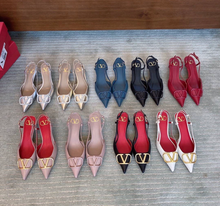 Load image into Gallery viewer, V Logo Slingback 4cm