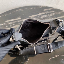 Load image into Gallery viewer, Re Edition Leather Bag