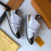 Load image into Gallery viewer, Runaway Sneaker