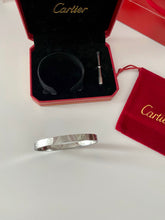 Load image into Gallery viewer, Love Bracelet